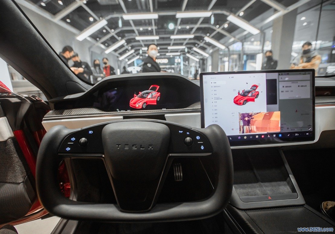 每经原创-Q-汽车-特斯拉极佳定律店-特斯拉、TESLA、特斯拉中控台(每经记者、张建、摄)2.jpg